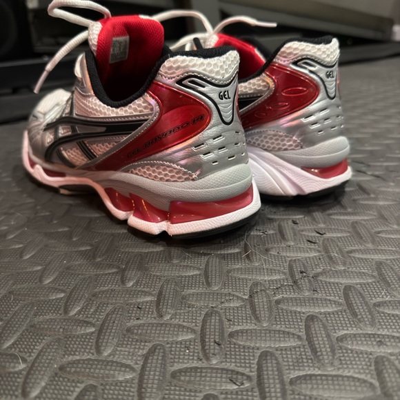 Asics White and Red Athletic Sneakers - Picture 3 of 4